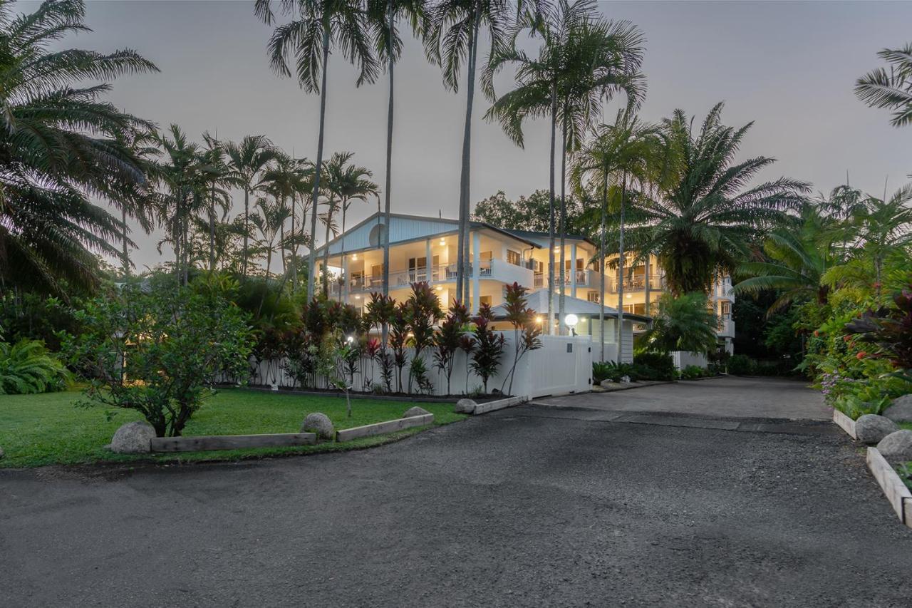 Garrick House Aparthotel Port Douglas Ngoại thất bức ảnh