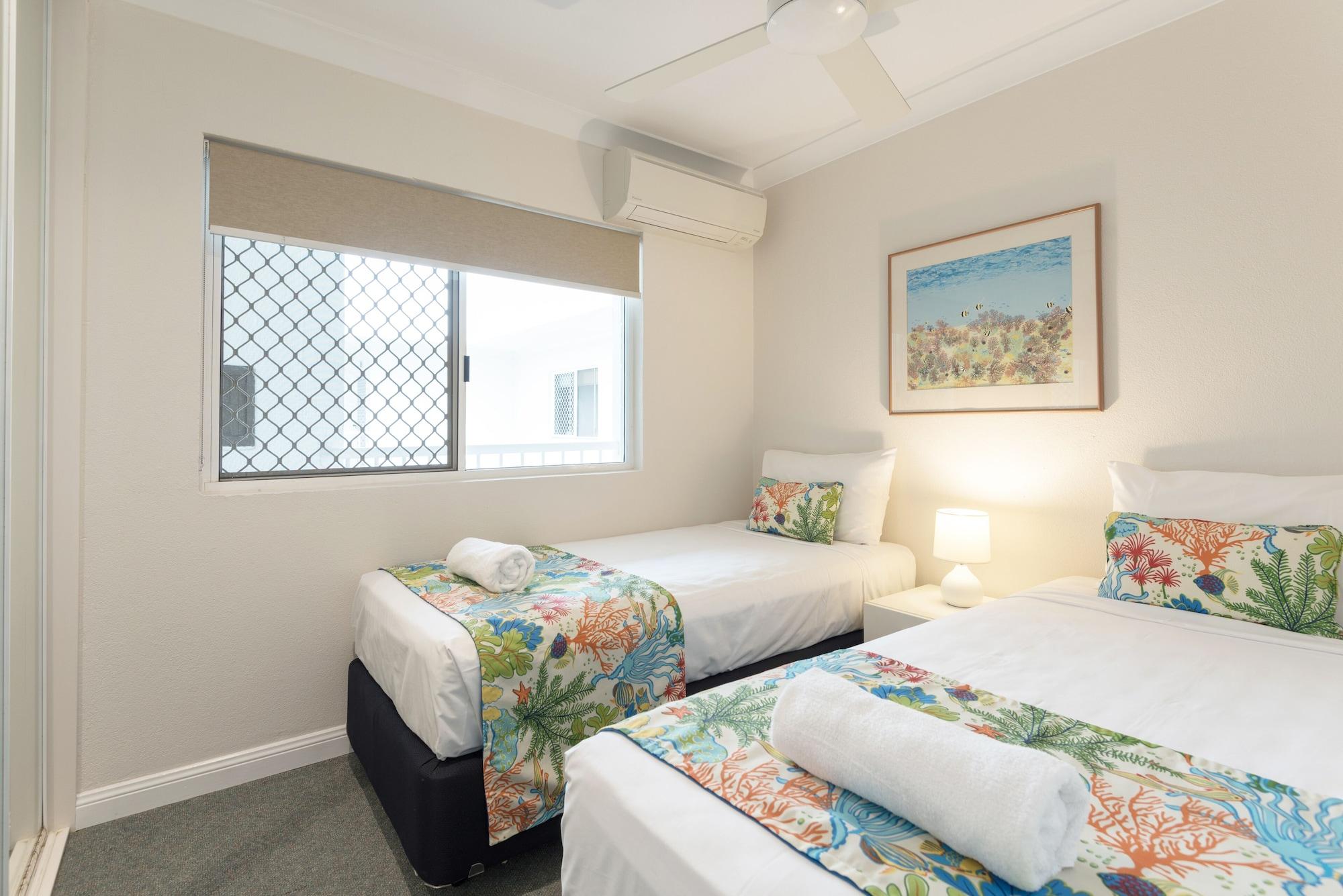 Garrick House Aparthotel Port Douglas Ngoại thất bức ảnh