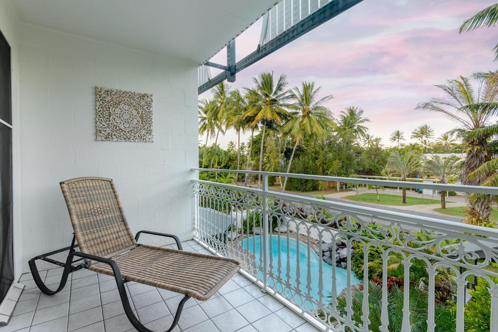Garrick House Aparthotel Port Douglas Ngoại thất bức ảnh