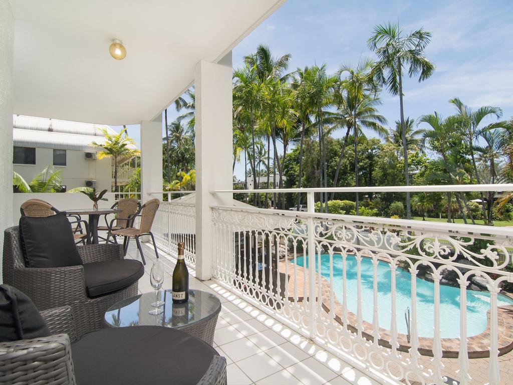 Garrick House Aparthotel Port Douglas Ngoại thất bức ảnh